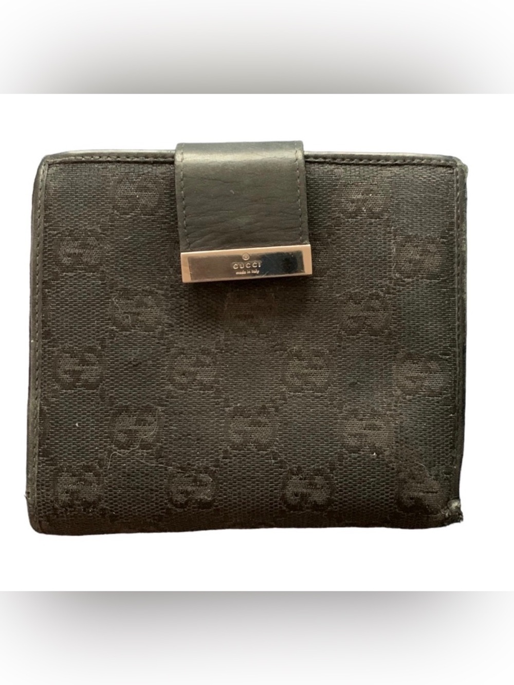 Gucci Black Leather Bi-Fold Wallet with Embossed Serial